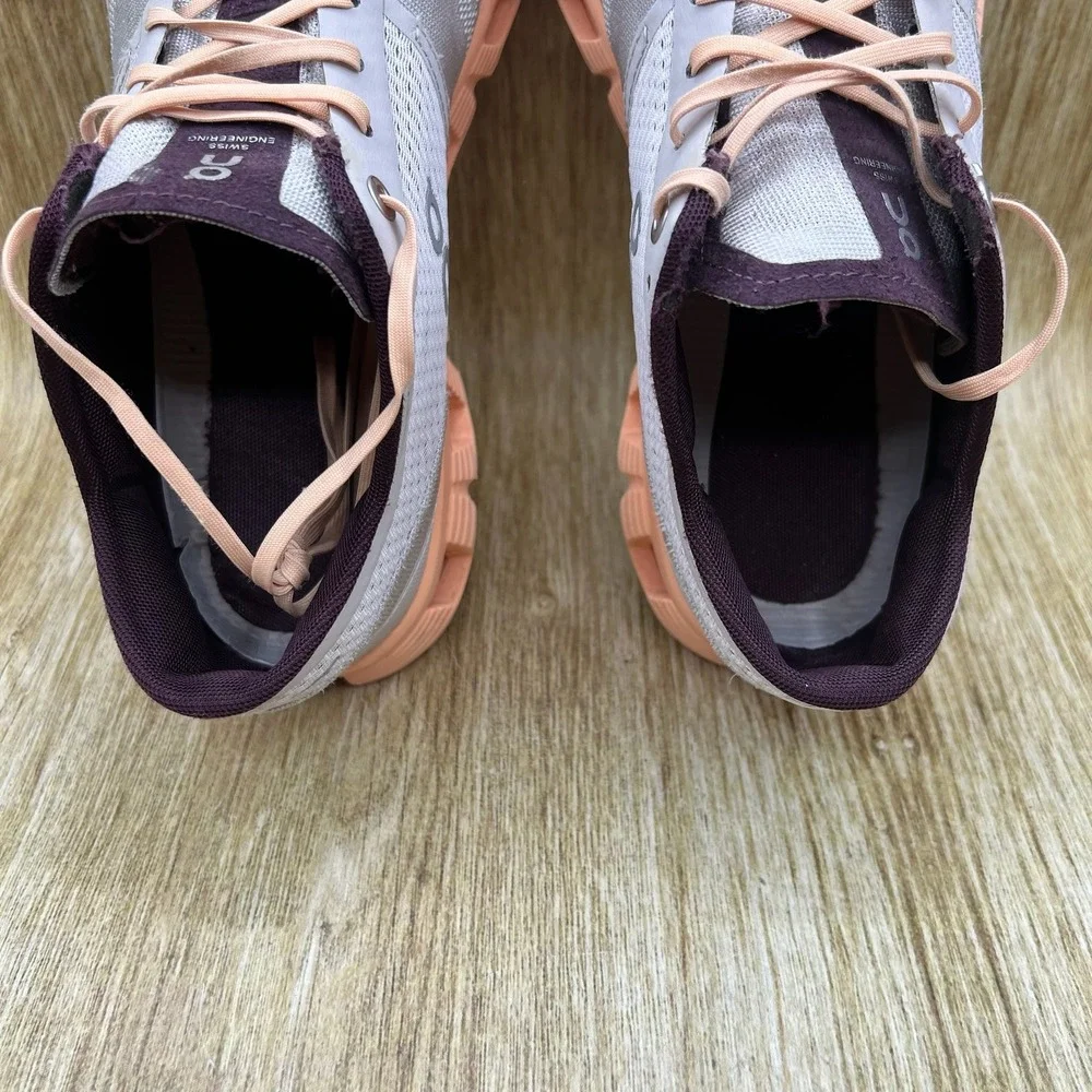 On Cloud X Running Shoes Women's Size 9 Silver/Almond Sneakers 20.99904